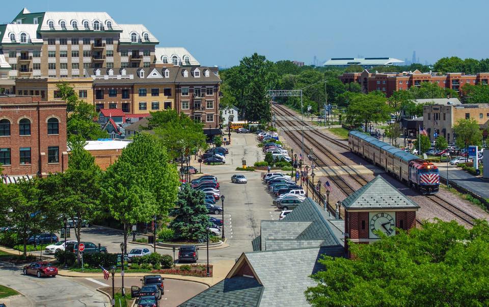 A city street in Palatine Chicago